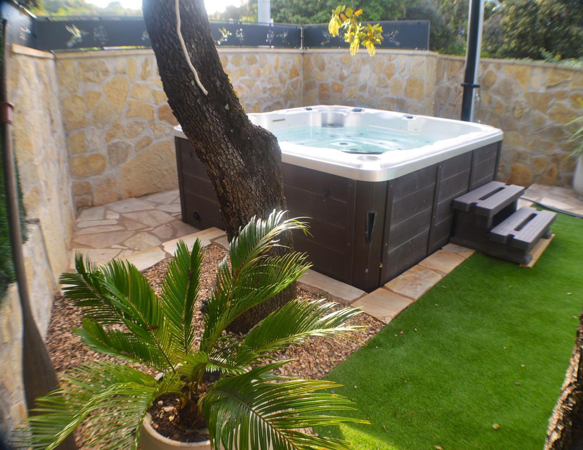 La Rose Des Vents & Spa - Gite Provence Neoules Bagian luar foto